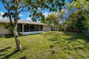 4818 Tahiti Ln, Naples, FL 34112 - Photo 30
