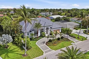 744 Willowhead Dr, Naples, FL 34103 - Photo 2