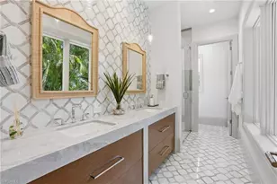 744 Willowhead Dr, Naples, FL 34103 - Photo 24