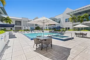 201 8th St S, Naples, FL 34102 - Photo 30