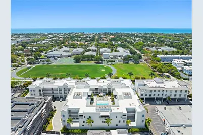 201 8th St S #310, Naples, FL 34102 - Photo 4