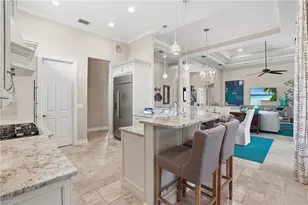 6453 Costa Cir, Naples, FL 34113 - Photo 10