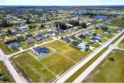 2806 Tropicana Pkwy W, Cape Coral, FL 33993 - Photo 12