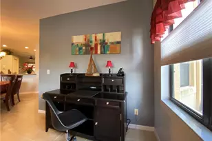155 Vintage Cir, Naples, FL 34119 - Photo 10