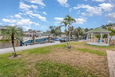 4818 Regal Dr, Bonita Springs, FL 34134 - Photo 22