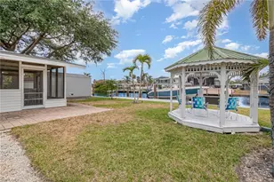 4818 Regal Dr, Bonita Springs, FL 34134 - Photo 18