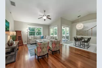 1082 Capri Dr, Naples, FL 34103 - Photo 2