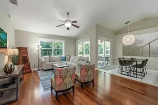1082 Capri Dr, Naples, FL 34103 - Photo 2