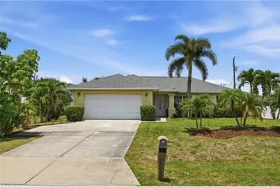 21 Tropicana Pkwy E, Cape Coral, FL 33909 - Photo 2