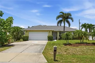 21 Tropicana Pkwy E, Cape Coral, FL 33909 - Photo 2