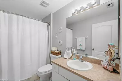 21 Tropicana Pkwy E, Cape Coral, FL 33909 - Photo 16