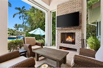 2201 Beacon Ln, Naples, FL 34103 - Photo 4