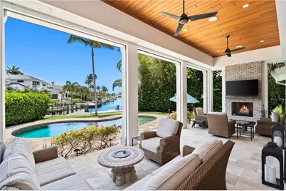 2201 Beacon Ln, Naples, FL 34103 - Photo 1
