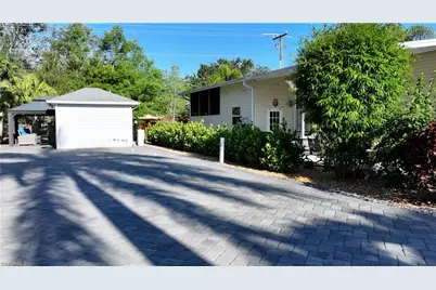 5740 Maplewood Ct, Fort Myers, FL 33905 - Photo 4