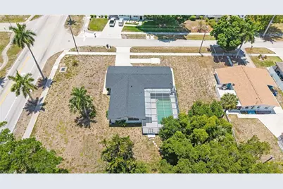 10300 McGregor Blvd, Fort Myers, FL 33919 - Photo 36