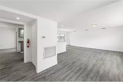 10300 McGregor Blvd, Fort Myers, FL 33919 - Photo 2