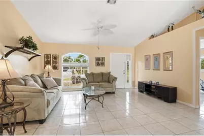 919 NE 18th Ter, Cape Coral, FL 33909 - Photo 4