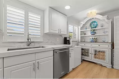 1400 Blue Point Ave #104, Naples, FL 34102 - Photo 4