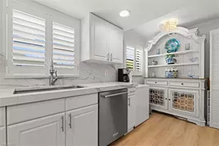 1400 Blue Point Ave, Naples, FL 34102 - Photo 4