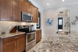 1410 Redona Wy, Naples, FL 34113 - Photo 16