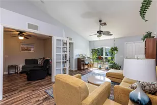 4140 SW 8th Ct, Cape Coral, FL 33914 - Photo 10