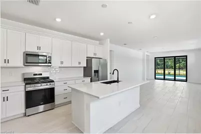 2139 Freemont Way, Naples, FL 34120 - Photo 2
