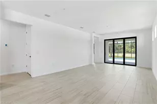 2139 Freemont Way, Naples, FL 34120 - Photo 10