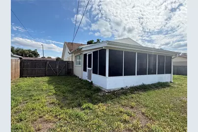 3615 Willow Wisp Dr S, Lakeland, FL 33810 - Photo 12