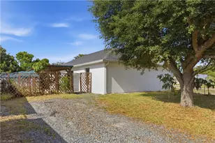 1082 Ridgeway Dr, North Fort Myers, FL 33903 - Photo 24