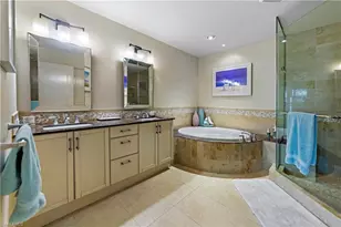 9115 Strada Pl, Naples, FL 34108 - Photo 12