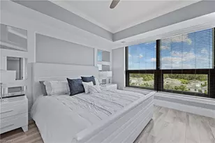 9115 Strada Pl, Naples, FL 34108 - Photo 12