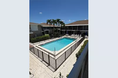 330 Kon Tiki Dr #D2, Naples, FL 34113 - Photo 4