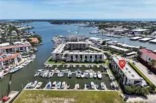 801 River Point Dr, Naples, FL 34102 - Photo 24