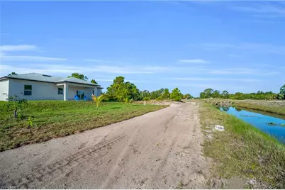 1109 Edgewood St E, Lehigh Acres, FL 33974 - Photo 32
