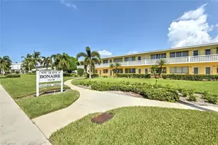 473 12th Ave S, Naples, FL 34102 - Photo 12