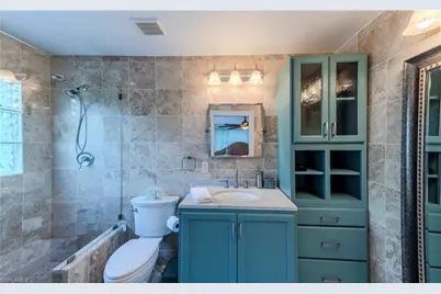 1385 Wisconsin Dr, Naples, FL 34103 - Photo 16