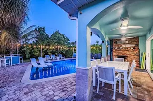 1385 Wisconsin Dr, Naples, FL 34103 - Photo 30