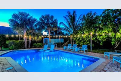 1385 Wisconsin Dr, Naples, FL 34103 - Photo 36