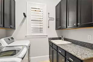 2220 Residence Cir, Naples, FL 34105 - Photo 24