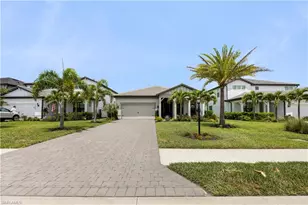20422 Pebble Gln Dr, Estero, FL 33928 - Photo 2