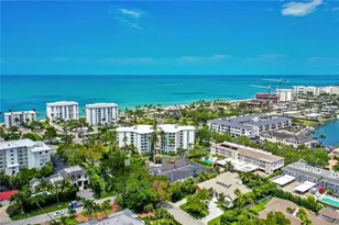 1300 Gulf Shore Blvd N, Naples, FL 34102 - Photo 18
