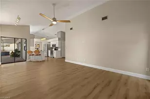 194 Wickliffe Dr, Naples, FL 34110 - Photo 10