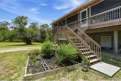 6650 Chipper Ln, North Fort Myers, FL 33917 - Photo 38