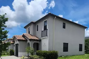 9015 Madrid Cir, Naples, FL 34104 - Photo 2