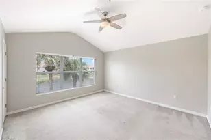 1088 Oxford Ln, Naples, FL 34105 - Photo 10