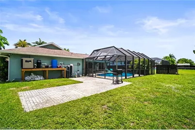 2001 Bahama Ave, Fort Myers, FL 33905 - Photo 36
