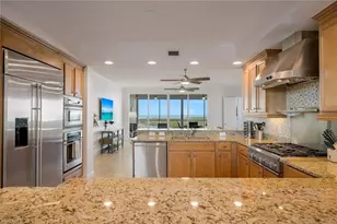 275 Indies Way, Naples, FL 34110 - Photo 10