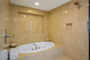 275 Indies Way, Naples, FL 34110 - Photo 16