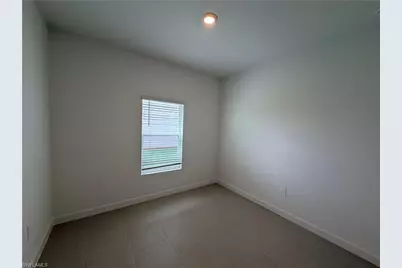 3917 Passion Vine Dr, Alva, FL 33920 - Photo 14