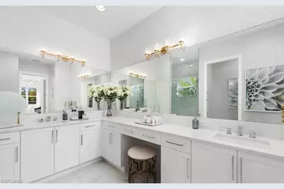 2589 Kingfisher Dr, Naples, FL 34112 - Photo 8